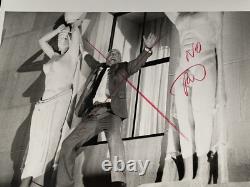 1988 The Naked Gun Original Photo 8x10 Leslie Nielsen Funny Balcony Scene Type 1