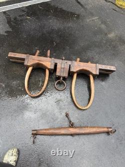Antique Primitive Wood Cast Iron OX HORSE FARM Yoke Single Tree 34