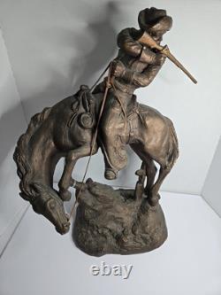 Large Antique Bronze/Metal Sculpture American Cowboy Rifle Riding Horse 1978