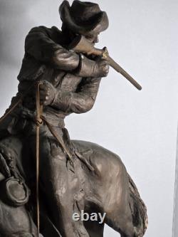 Large Antique Bronze/Metal Sculpture American Cowboy Rifle Riding Horse 1978