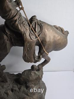 Large Antique Bronze/Metal Sculpture American Cowboy Rifle Riding Horse 1978