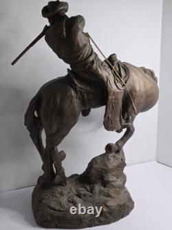 Large Antique Bronze/Metal Sculpture American Cowboy Rifle Riding Horse 1978