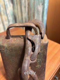 Large Antique or Vintage Country Farm Ranch Cow Bell Hand Crafted & WithChain r6s3