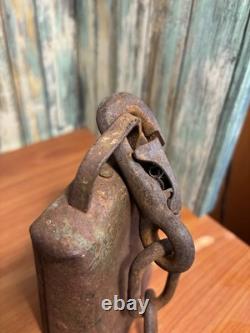 Large Antique or Vintage Country Farm Ranch Cow Bell Hand Crafted & WithChain r6s3
