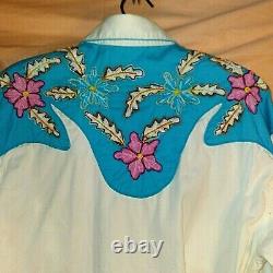 Tru West Rockmount Ranch Wear embroidered ladies' L shirt pearl snap western