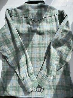 VINTAGE PENDLETON Wool High Grade WESTERN WEAR Flannel Shirt Sz L Pearl Snaps