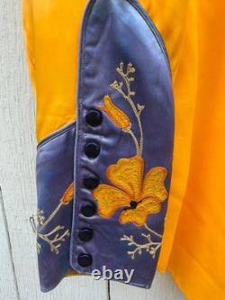Vintage 1940s Frank H. Kelly Satin Western Rodeo Shirt Large Floral Chainstiched Vintage 1940s Frank H. Kelly Satin Western Rodeo Shirt Large Floral Chainstiched