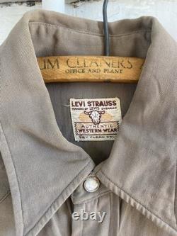 Vintage 1950s Levi's Short Horn Shirt Gabardine Western Sawtooth Pearl Snap M/L