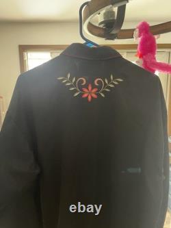 Vintage Classic Western Floral Pattern Black Shirt With Back Yoke Size L
