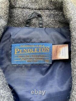 Vintage USA Made Pendleton Gray Wool Two Pocket Thinsulate 3M Coat Size M