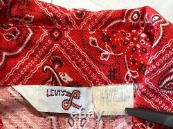 Vintage Women's Levis Western Red Bandana Jean Jacket Cursive L 1970's Small