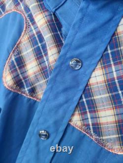 Vintage Wrangler Pearl Snap Western Button Down Shirt, large blue Rockabilly