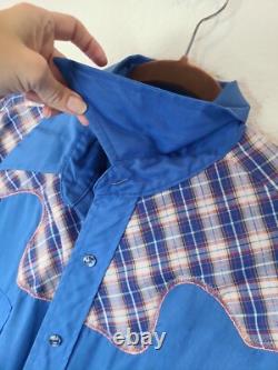 Vintage Wrangler Pearl Snap Western Button Down Shirt, large blue Rockabilly