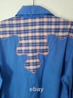Vintage Wrangler Pearl Snap Western Button Down Shirt, large blue Rockabilly