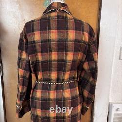 Vintage wool robe. Western piping. Large