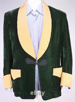 Western Costume Co. Vintage 40's-50's Emerald Green Velvet Smoking Jacket 42R